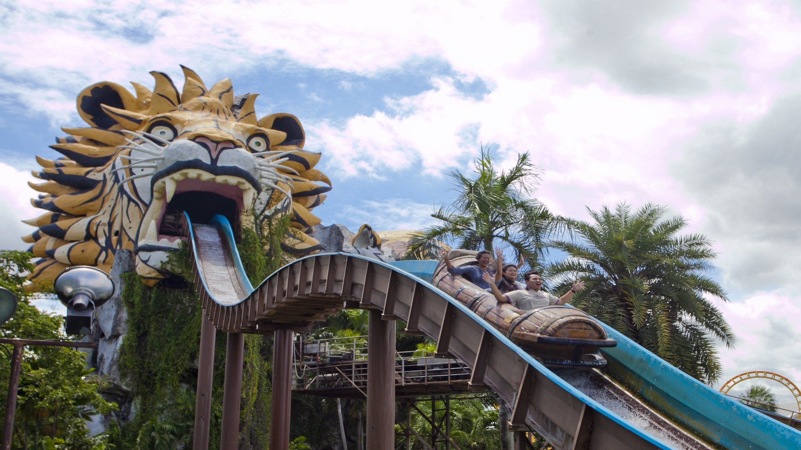סיאם אמייזינג פארק (Siam Amazing Park)1