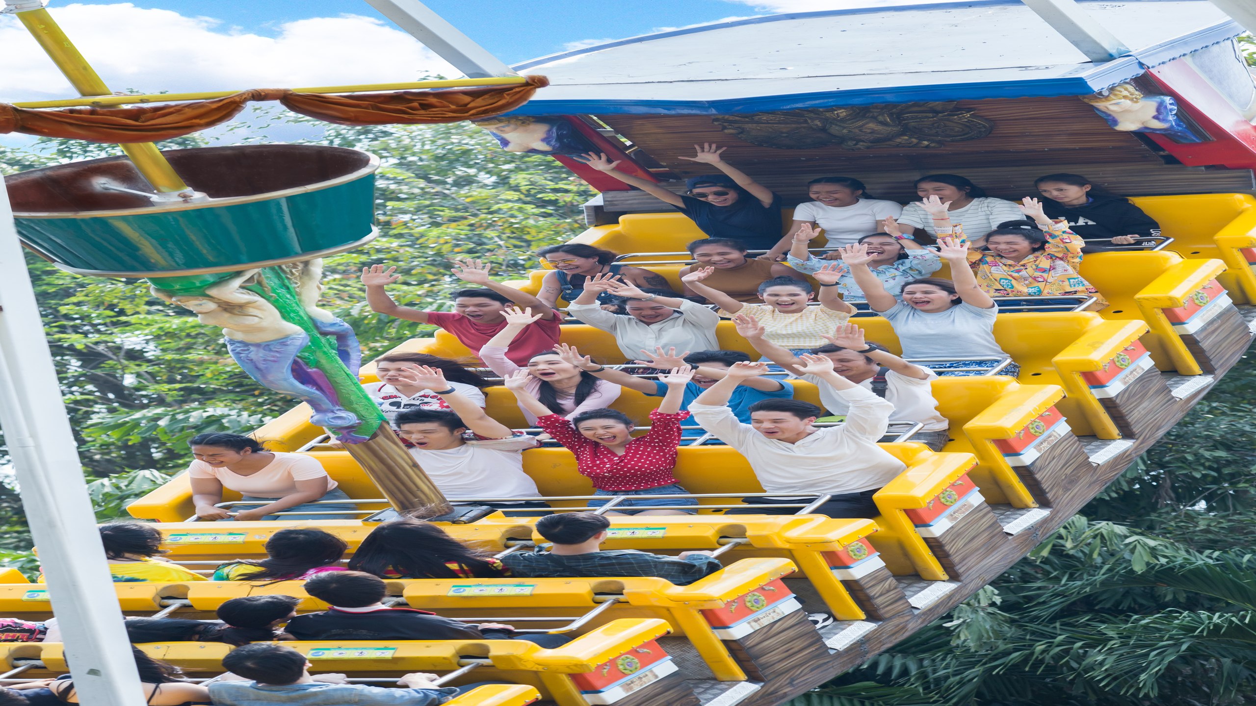 פארק השעשועים דרים וורלד בנגקוק (Dream World Bangkok)1